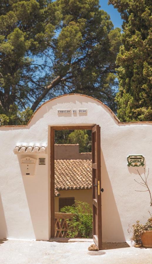 Bed and Breakfast Cortijo El Pino Retreat Albuñuelas Exterior foto