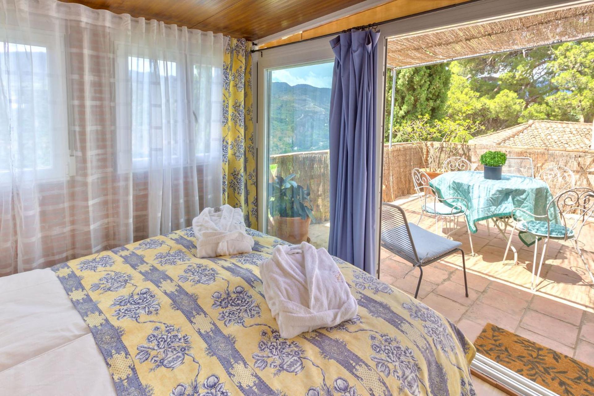 Bed and Breakfast Cortijo El Pino Retreat Albuñuelas Exterior foto